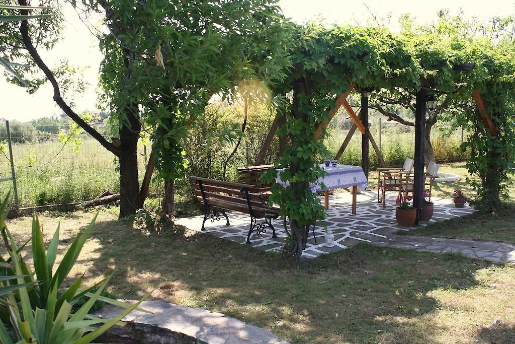 Villa Nikiti 0*, Nikiti (Sithonia) Greece